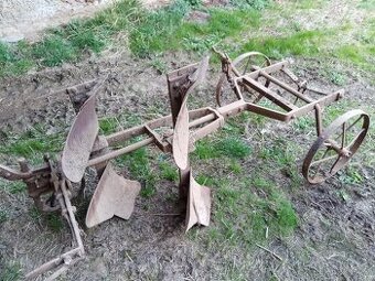 Prodám dvouradličný pluh obracák