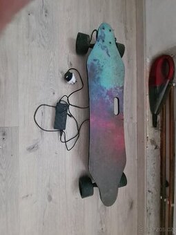 Longboard elektricly