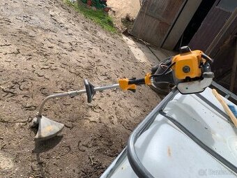 Benzínový vyžínač