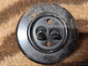 Staré vypínače 220v