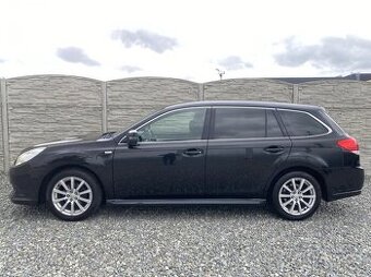 Subaru Legacy 2.5i 165PS 4x4 AWD COMBI CENA