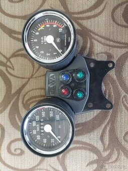 Přístrojová deska jawa