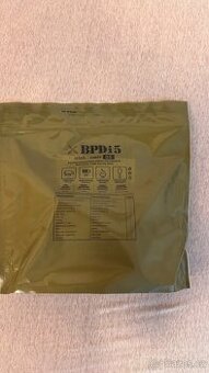 sada vojenského BDPi (večerě, výsadkový balíček, snídaně)