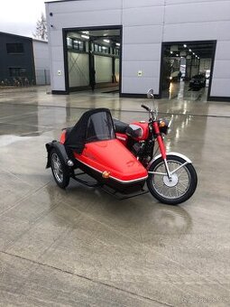 Jawa 350/634 s Velorex 562