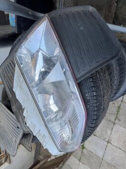 Přední světlo škoda pctavie 2 levé