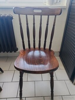 Dřevěné židle 4 ks + rozkládací stůl