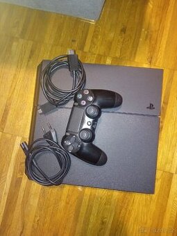 PS4 500GB - Hry a Ovladače - Zdice/Praha