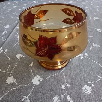 Retro skleněná mísa na noze, zlatý dekor, květinový motiv“