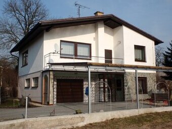 Prodej pěkného rodinného domu v  Záměli