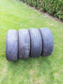 Letní pneu 215/70r15c
