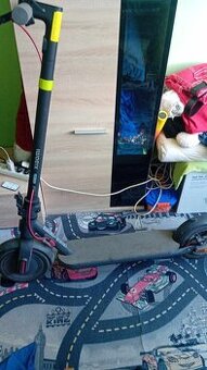 Elektrická koloběžka XIAOMI