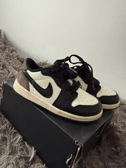 Jordan 1 low mocha