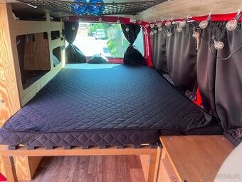 VW T5.1 Long s vestavbou
