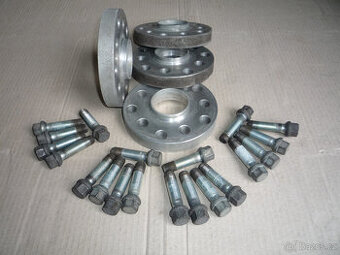 Podložky 5x100 a 5x112 koncern VW 4ks, se šrouby