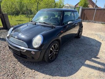 MINI Cooper 1.6 – kompletní vozidlo na náhradní díly