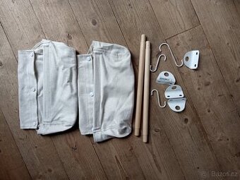 Ikea kapsář organizér do koupelny na zeď s háčky dvakrát