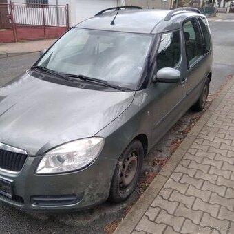 nd z škoda roomster 1,4 16v zelená modrá sahara