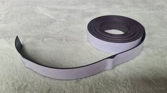 Magnetická páska šíře 2 cm, délka 3 m samolepící