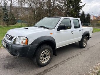 Navara D22 4x4 offroad