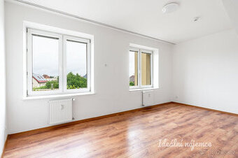 Pronájem bytu 1+kk, Suchdolské náměstí, Suchdol, 16900 Kč/mě