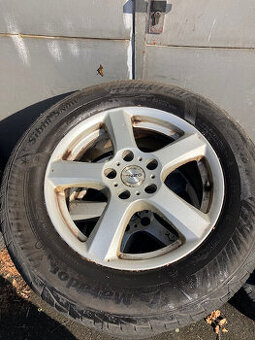 Alu disk 16" 112x5 + zimní pneu 215/65 R16 Matador