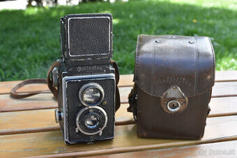 FOTOAPARÁT ROLLEIFLEX + BRAŠNA.