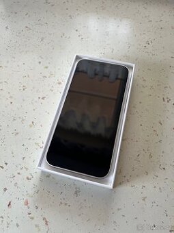 Apple Iphone 12 64GB WHITE, kompletní balení, hezký stav