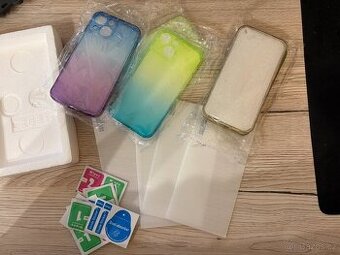 Prodám ochranné skla a kryty na iPhone 13 mini