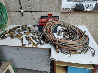 Prodám vše k svařování kyslíku+ acetylen Autogenu