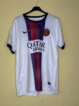 Dres PSG - 1