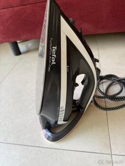 Žehlička Tefal turboPro Anti-calc FV 5645