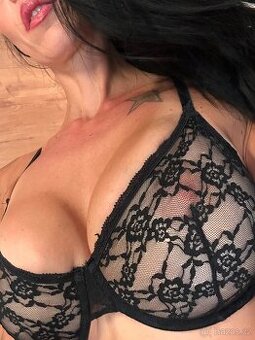 SEXY KRAJKOVÁ POLOPRŮHLEDNÁ PODPRSENKA 75 -80 B-C