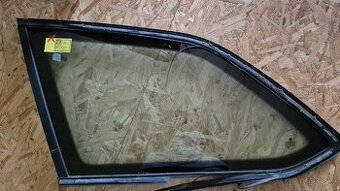 Boční okno Octavia combi levé 5E9845297