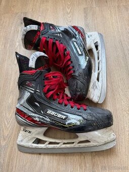 Brusle Bauer Vapor 2X PRO S19 Senior 44 EE 280