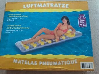 Nafukovací matrace