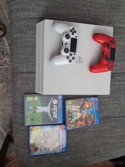 Prodam PS4 PR0 bile vcetne her a 3 ovladace