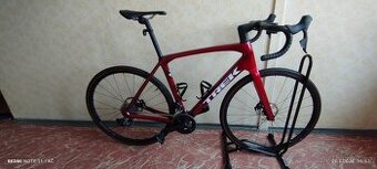 Trek Domane SL 6 AXS Gen 4 velikost 56