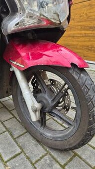 Honda PCX 125, r. 2013, 15 000 km, náhradní díly