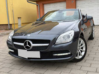 Mercedes-Benz SLK 200 A/T CABRIO SO STREŠNÝM OKNOM