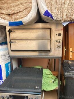 Dvoukomorová pizza pec 380v