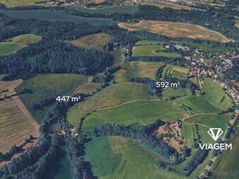 Pole 1 039 m²