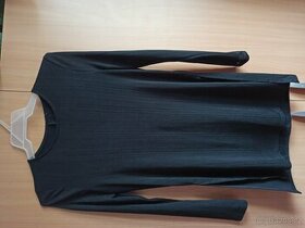 Nové černé šaty