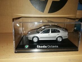 Škoda Octavia 1 deagostini 1:43