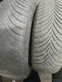 Celoroční pneumatiky 215/60 r16
