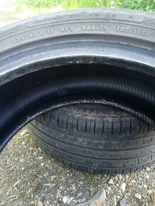 Letní pneu dva  Ks  225-45-17 hloubka pneu 6,5 mm