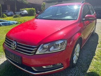 VW PASSAT B7 r.2/2013 2.0TDI 190 000km DSG NAVIGA. Pojízdné