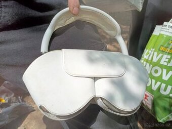 Apple airpods max
