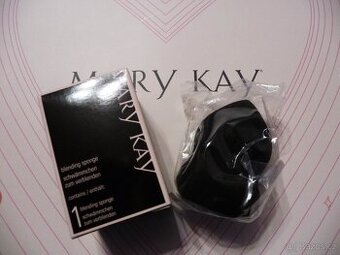 Houbička na make-up Mary Kay