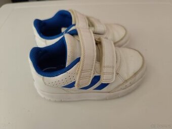 adidas tenisky velikost 25 na suchy zip