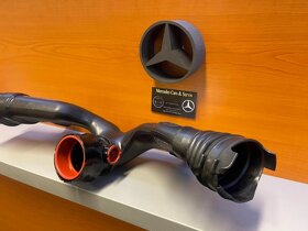Repasujeme sací potrubí pro vozidla Mercedes-Benz